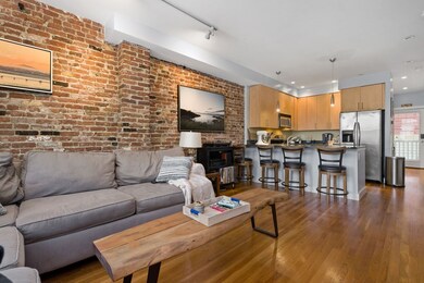 273 W 2nd St unit 1, Boston, MA 02127 - photo 3