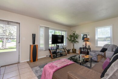 9619 W Beloit-13