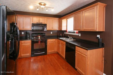 121 Becca Lynn Ct, Mount Washington, KY 40047 - photo 5