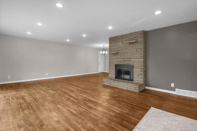 8-web-or-mls-6144-mcvey-blvd