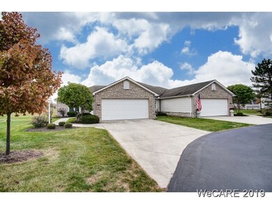 1520 Madison Place unit 6, Wapakoneta, OH 45895 - photo 2