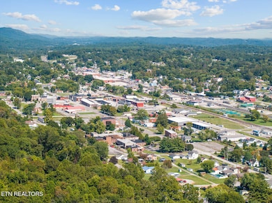 131 Longmire Cir, Rockwood, TN 37854 - photo 6