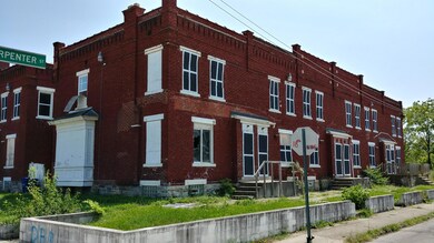 476-482 Carpenter sideview