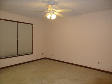 3170 Valley Forge Ave, Columbus, IN 47203 - photo 7