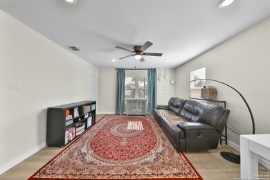 315 W Norwood Ct unit 1, San Antonio, TX 78212 - photo 5