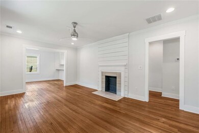 Exceptionally livable floor plan with public space