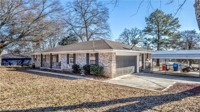 1904 W Shawntel Smith Blvd, Muldrow, OK 74948 - photo 3