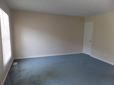 616 Pamlico St unit X-14, Columbus, OH 43228 - photo 3