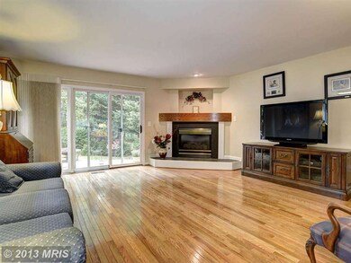 2306 Yvonnes Way, Dunn Loring, VA 22027 - photo 6