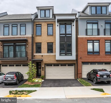 1803 Yellow Garnet Terrace SE, Leesburg, VA 20175 - photo 2