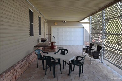 424 Northcutt Dr, Alamo, TX 78516 - photo 3