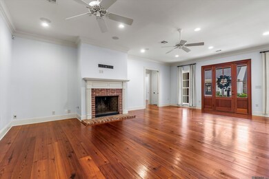 9848 Grenwich Ave, Baton Rouge, LA 70809 - photo 5