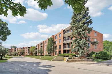 1405 E Central Rd unit 122C, Arlington Heights, IL 60005 - photo 4