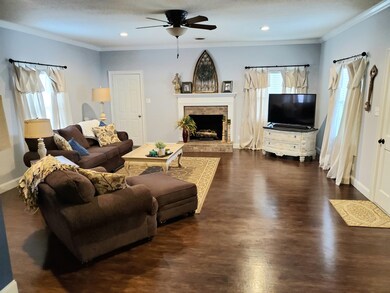 606 Henley St, Manchester, TN 37355 - photo 7