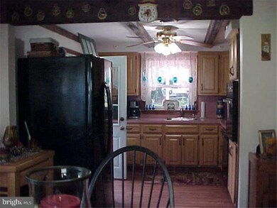 414 Camelot Dr, Brookhaven, PA 19015 - photo 6