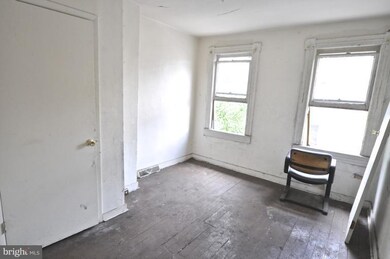 2235 Mcelderry St, Baltimore, MD 21205 - photo 4