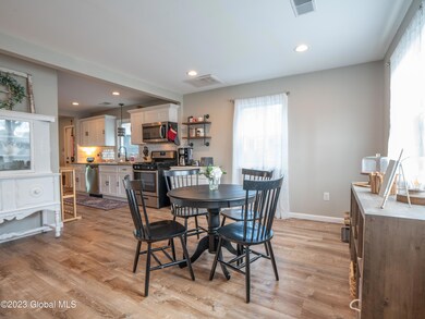 43 Vics Ct, Albany, NY 12205 - photo 5