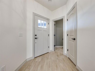 209 Sage Brush Way, Edmond, OK 73025 - photo 6