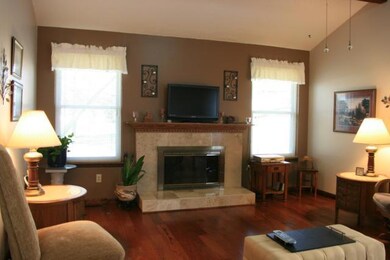 6610 Earnshaw St, Shawnee, KS 66216 - photo 3