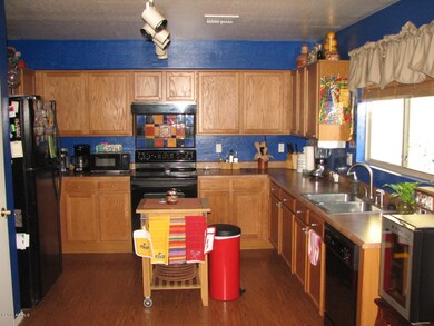 4 Kitchen