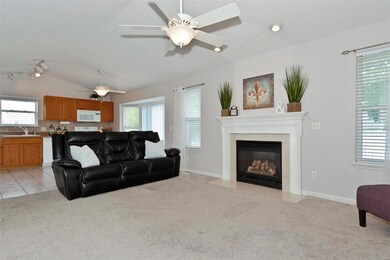 Open floor plan w/vaulted ceiling in Great Rm &Kit
