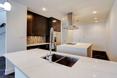 2505 Hazard St unit B, Houston, TX 77019 - photo 4