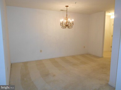 31 Lambourne Rd unit 202, Towson, MD 21204 - photo 5