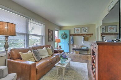 4010 W Englewood-19