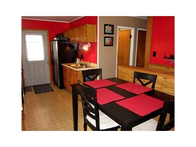 Kitchen. Stainless appliances and new countertops