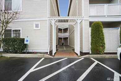 23908 Bothell Everett Hwy unit A-107, Bothell, WA 98021 - photo 3