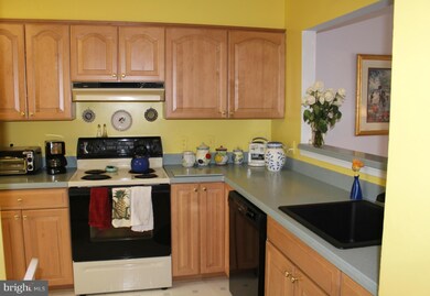 17431 Pipers Way, Olney, MD 20832 - photo 3