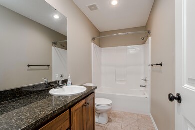 Nicole 1004 E Highview Dr 3