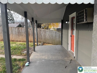 32 N Front St, Coplay, PA 18037 - photo 5