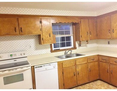 18 New Haven St, West Roxbury, MA 02132 - photo 5