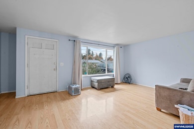 3735 Wilton Ave NE, Salem, OR 97305 - photo 6