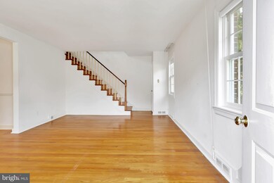 21 Vilone Rd, Wilmington, DE 19805 - photo 2