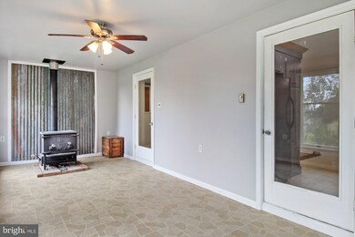 320 N Sunrise Ln, Boyertown, PA 19512 - photo 4