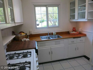 3231 Martha Custis Dr unit 3231, Alexandria, VA 22302 - photo 3