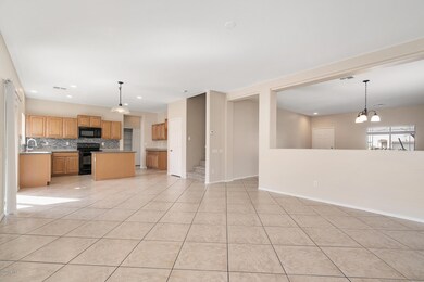 007-5425WestApolloRoad-Phoenix-AZ-85339-