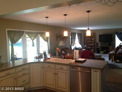 367 S Oller Ave, Waynesboro, PA 17268 - photo 5