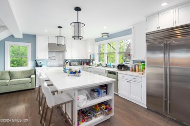 41 Grove St, Cos Cob, CT 06807 - photo 3