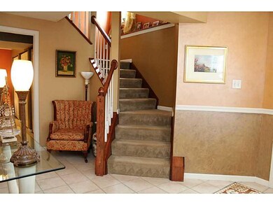 Entry/Foyer.