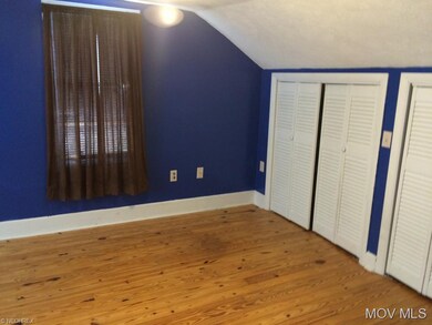 bedroom-up 1