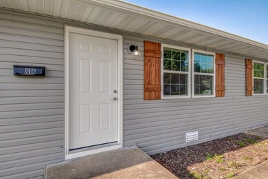 815 E Walnut St Aurora, MO 65605-20