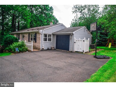 54 Franklin St, Bechtelsville, PA 19505 - photo 3