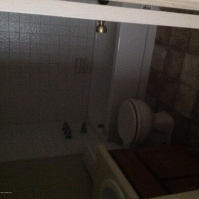 7653 Jana Ln S, Jacksonville, FL 32210 - photo 4