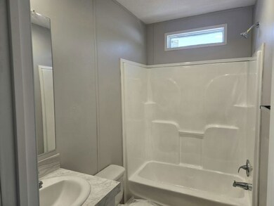 120 Willow Ln unit 360, Tampa, FL 33610 - photo 5