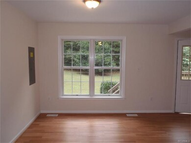 11741 Griffin Rd, Petersburg, VA 23805 - photo 7