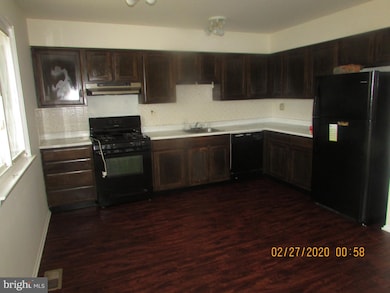 34 Sandal Ln, Willingboro, NJ 08046 - photo 5