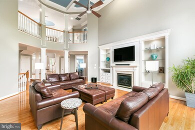 22016 Crested Quail Dr, Ashburn, VA 20148 - photo 4